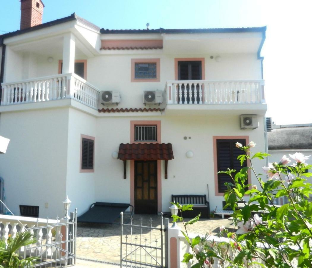 Apartments Jozefina Crikvenica Εξωτερικό φωτογραφία